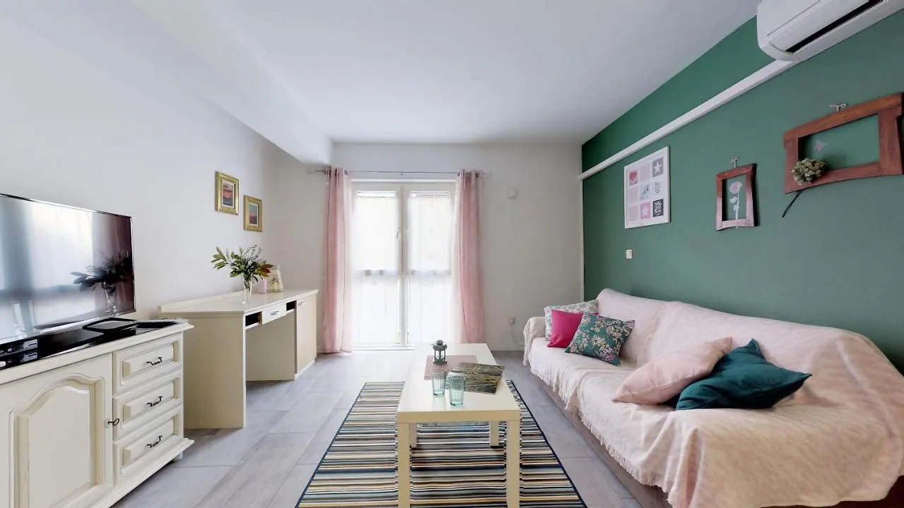 Mirta Deluxe Superior 5 Star Apartment, Your Piece Of Heaven By The Sea & Park, With Sea & Park View Novigrad Istria 0*,