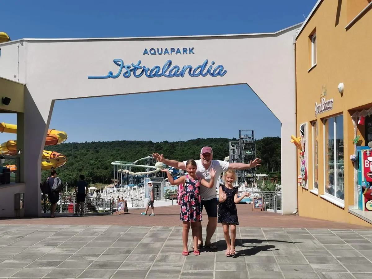 Mirta Deluxe Superior 5 Star Apartment, Your Piece Of Heaven By The Sea & Park, With Sea & Park View Novigrad Istria Apartmán