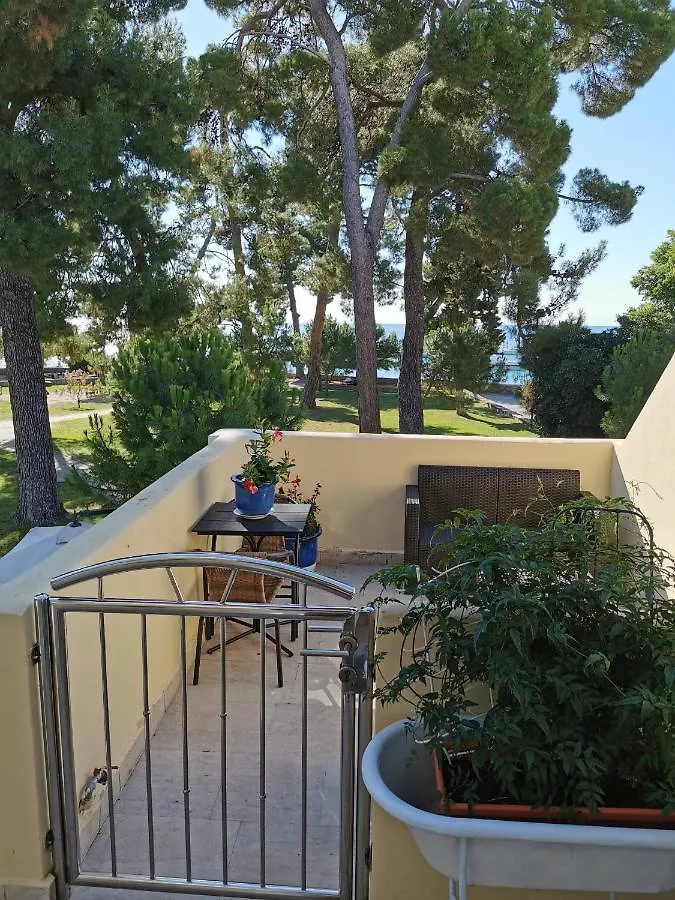 Mirta Deluxe Superior 5 Star Apartment, Your Piece Of Heaven By The Sea & Park, With Sea & Park View Novigrad Istria